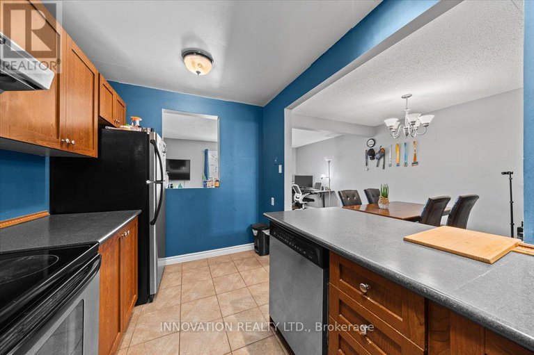 28818665/82-stokes-crescent-e/glencairnhazeldean/ottawa/ontario/K2L2Z4_12