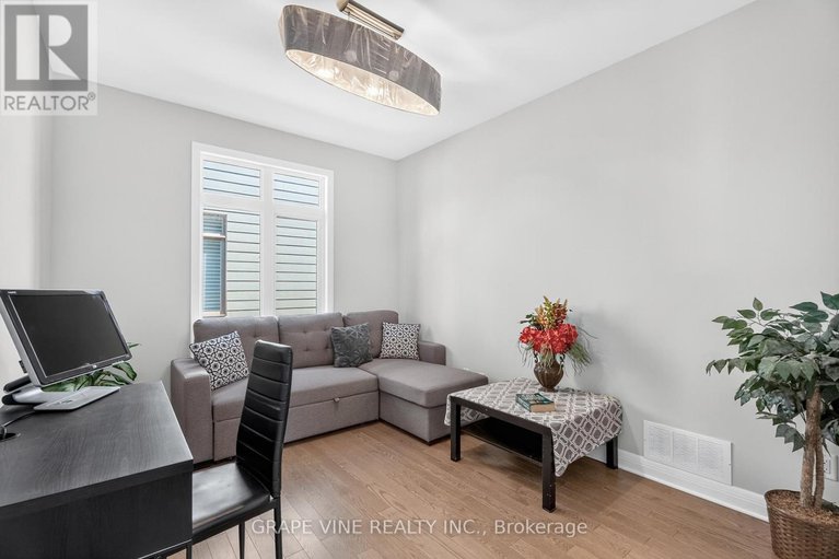 28743049/525-pimiwidon-street/cfb-rockcliffe-and-area/ottawa/ontario/K1K5A1_10