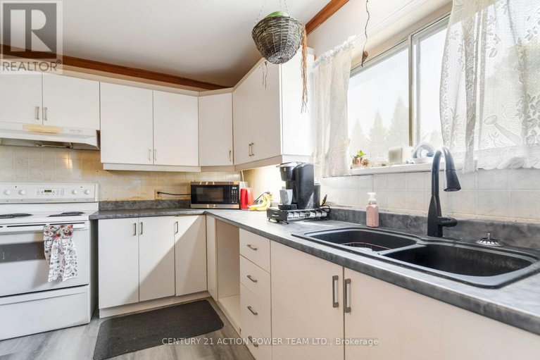 28888817/4975-st-paul-street/east-hawkesbury-twp/hawkesbury/ontario/K0B1P0_23