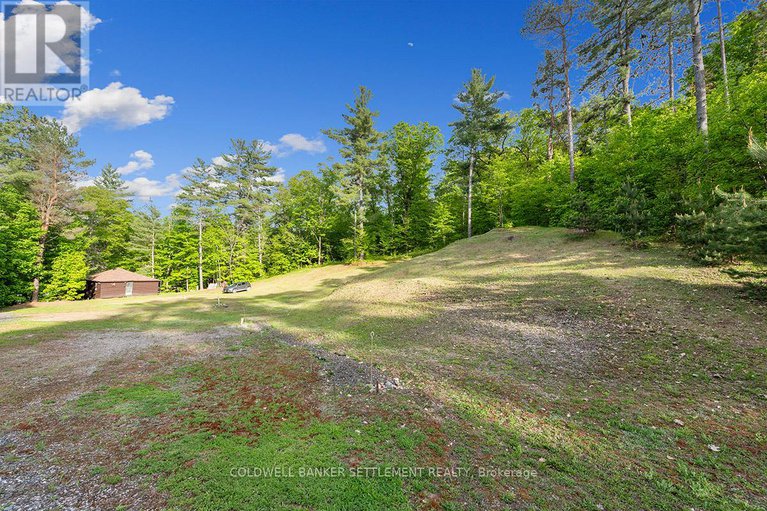 28398318/1672-dalhousie-conc-8-concession/lanark-highlands-dalhousie-twp/lanark-highlands/ontario/K0G1M0_41