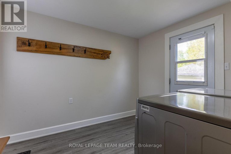 28322288/48-mcgonigal-street-e/arnprior/arnprior/ontario/K7S1L4_11