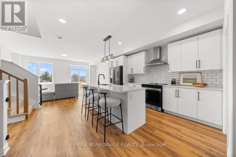 29543323/297-labelle-street/embrun/russell/ontario/K0A1W0_5