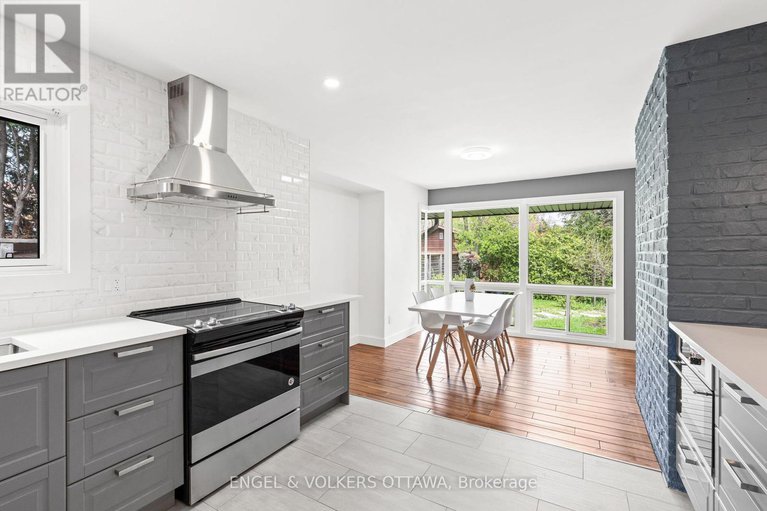 28294344/70-varley-drive/beaverbrook/ottawa/ontario/K2K1H2_14