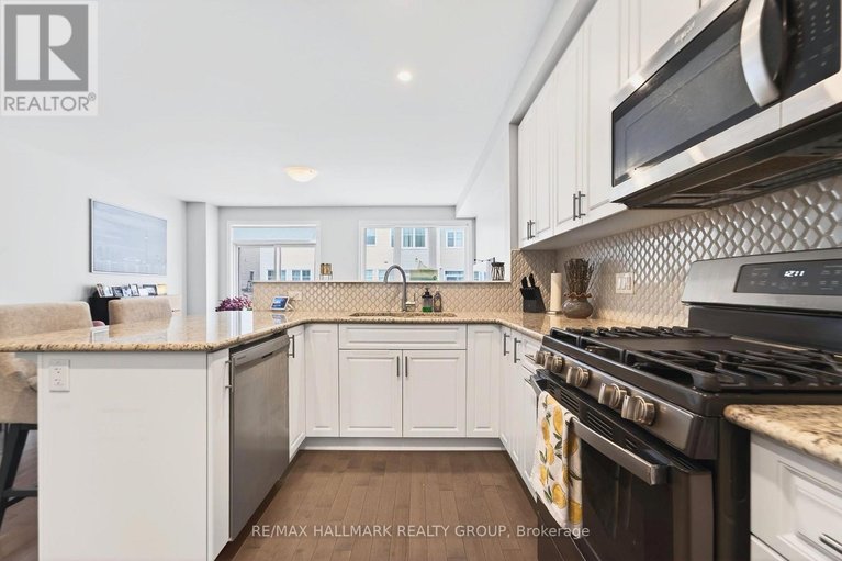 29457178/60-jardiniere-street/remainder-of-stittsville-area/ottawa/ontario/K2S2K2_21