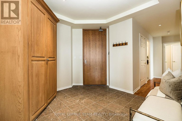 29381362/1002-38-metropole-private/westboro-north/ottawa/ontario/K1Z1E9_6