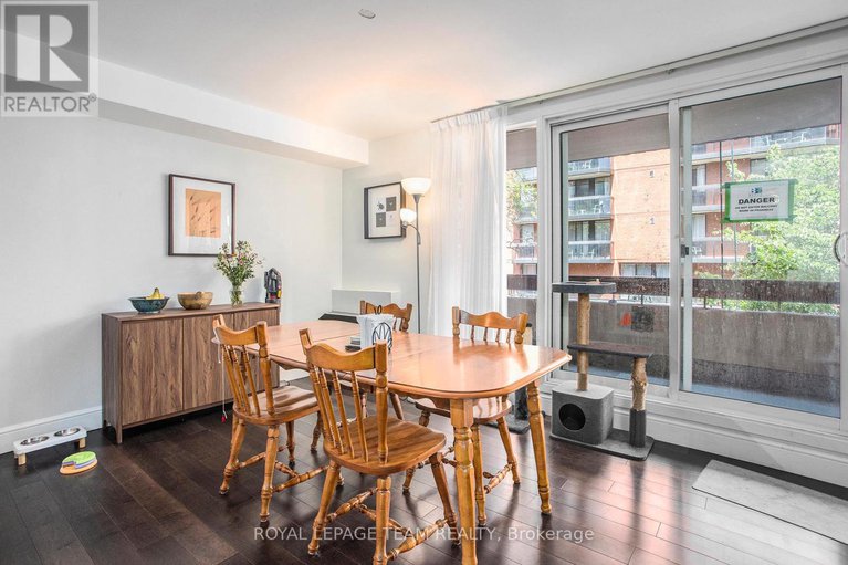 28609610/402-141-somerset-street-w/ottawa-centregolden-triangle/ottawa/ontario/K2P2H1_8
