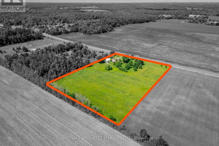 28606339/5058-johnson-road/south-glengarry-charlottenburgh-twp/south-glengarry/ontario/K0C2J0_44