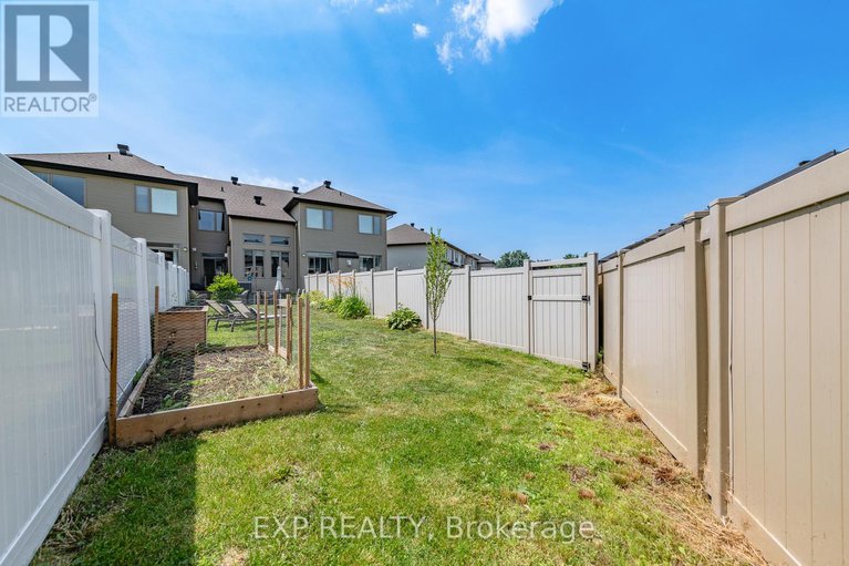 28625668/709-capricorn-circle/riverside-southgloucester-glen/ottawa/ontario/K4M0J5_40