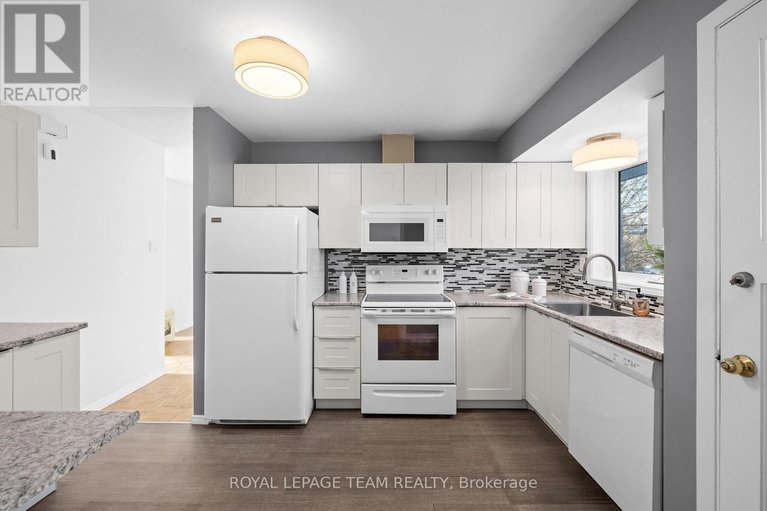 29455651/5329-driscoll-drive/manotick-long-island-nicholls-island/ottawa/ontario/K4M1E3_15