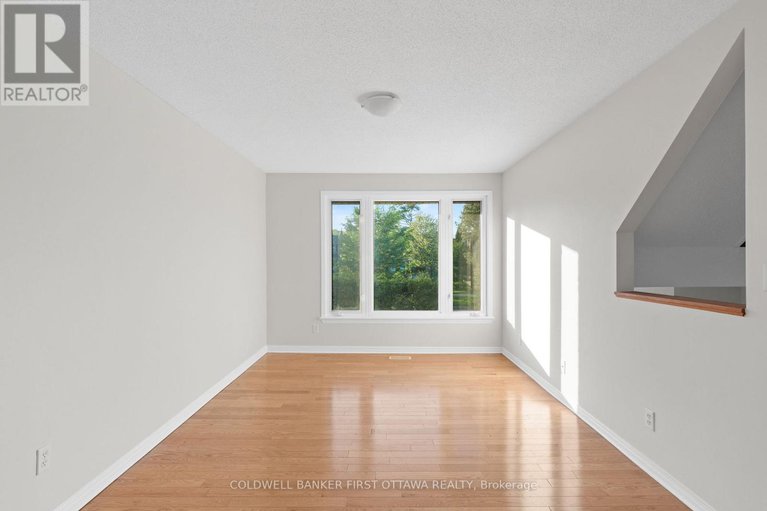 28333464/106-monterey-drive/leslie-park/ottawa/ontario/K2H7A8_6