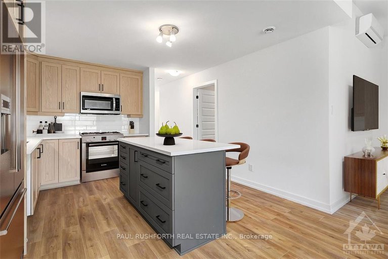 27664927/350-montee-outaouais-street-unit603/domaine-du-golf/rockland/ontario/K4K1G2_11