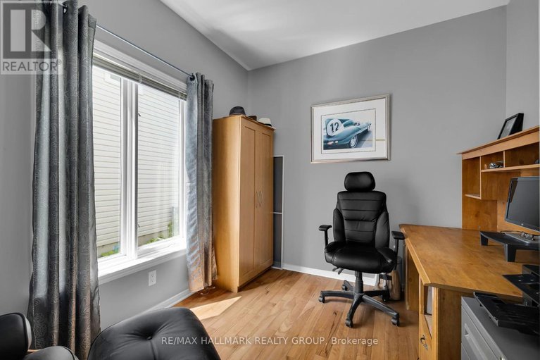 28476381/4136-wolfe-point-way/riverside-southgloucester-glen/ottawa/ontario/K1V1P4_4