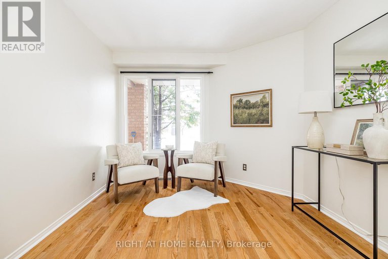 29233158/117-kincardine-drive/glencairnhazeldean/ottawa/ontario/K2V1B1_9