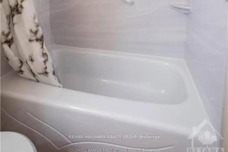 29519338/205-6376-bilberry-drive/orleans-wood/ottawa/ontario/K1C4P6_12