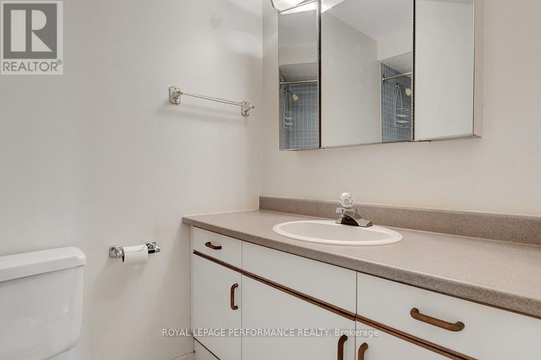 28711300/404-415-greenview-avenue/britannia/ottawa/ontario/K2B8G5_23