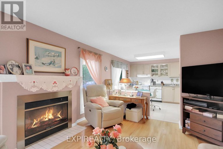 28705639/2104-gardenway-drive/fallingbrookgardenway-south/ottawa/ontario/K4A3K2_10