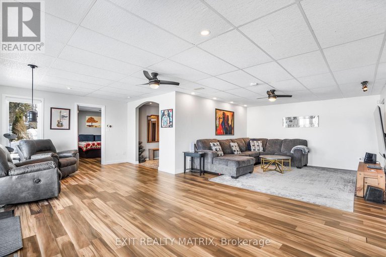 28452257/1624-bay-road/champlain-twp/champlain/ontario/K0B1K0_29