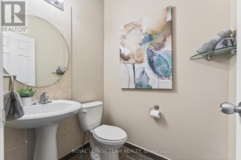 29446610/242-opus-street/emerald-meadowstrailwest/ottawa/ontario/K2S0J1_52