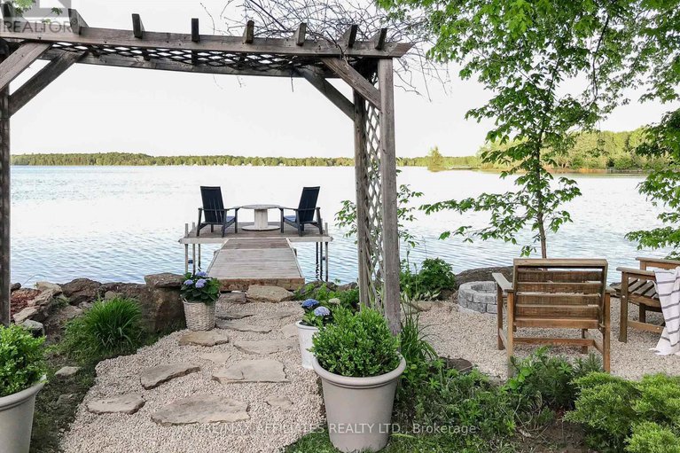 29045626/124-mcculloughs-landing-road/drummond-n-elmsley-drummond-twp/drummondnorth-elmsley/ontario/K7H0J3_30