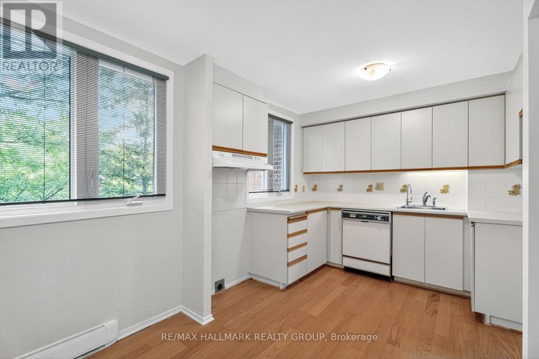 29360556/b-6746-jeanne-darc-boulevard-n/convent-glen-north/ottawa/ontario/K1C6E9_20