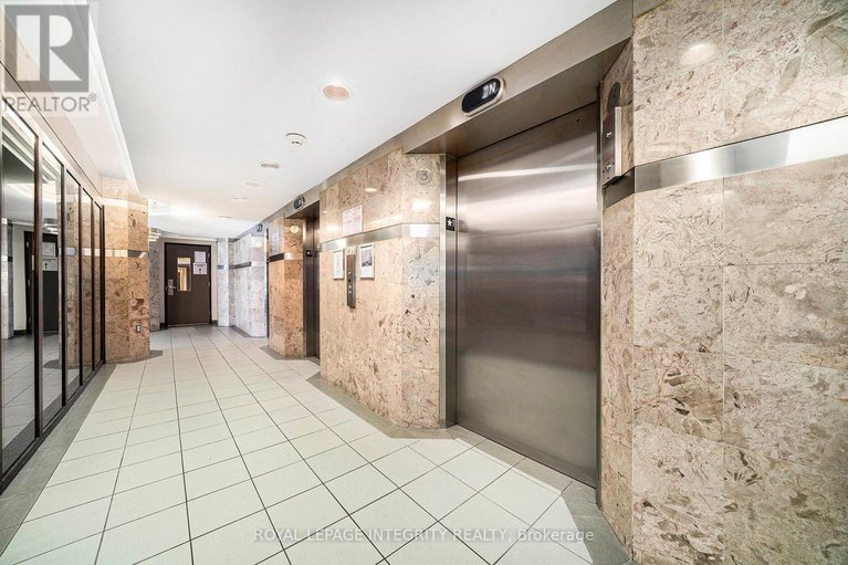 28635205/407-2759-carousel-crescent/emerald-woodssawmill-creek/ottawa/ontario/K1T2N5_27
