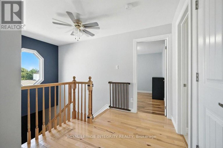 29413883/1097-moselle-crescent/convent-glen/ottawa/ontario/K1C2S8_18