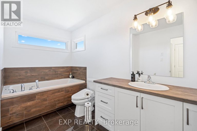 29672533/633-cobalt-street/clarencerockland-twp/clarence-rockland/ontario/K4K0L7_31