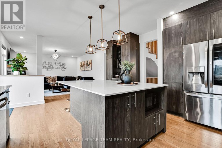 29097242/202-zinnia-way/riverside-southgloucester-glen/ottawa/ontario/K4M0L4_10