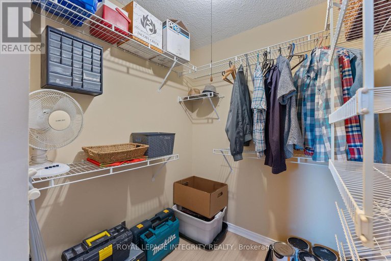 28650131/303-665-bathgate-drive/carson-meadows/ottawa/ontario/K1K3Y4_21