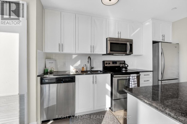 29331183/806-118-holmwood-avenue/glebe/ottawa/ontario/K1S2P4_17