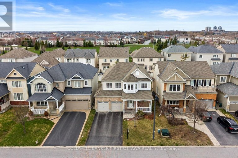 29655713/2176-sunset-cove-circle/half-moon-bay/ottawa/ontario/K2J0T9_39