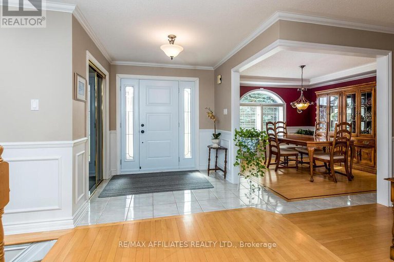 28461946/32-mika-street/stittsville-north/ottawa/ontario/K2S1K8_3