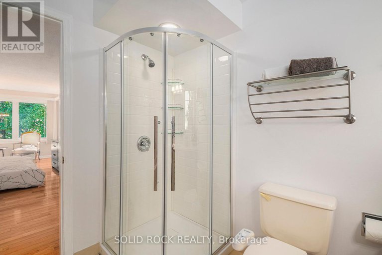 28813811/1674-sansonnet-street-s/chapel-hill/ottawa/ontario/K1C5Y6_32