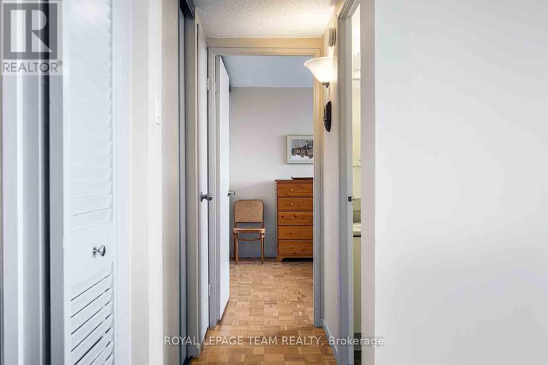 28223881/1603-265-poulin-avenue/britannia/ottawa/ontario/K2B7Y8_23