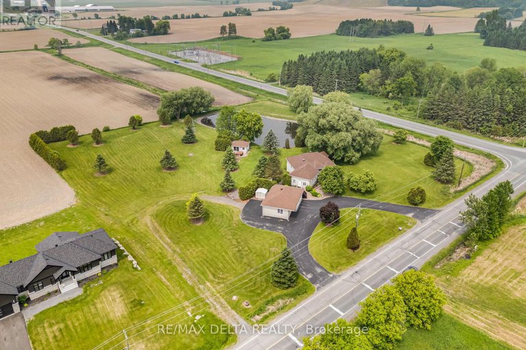 28438400/1819-baseline-road/clarencerockland-twp/clarence-rockland/ontario/K0A1N0_12
