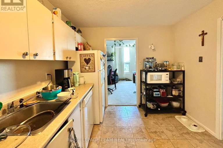 28806113/1101-2951-riverside-drive/mooneys-bayriverside-park/ottawa/ontario/K1V8W6_13