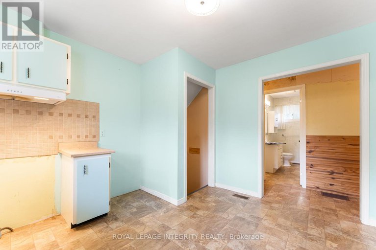 28928918/17-second-avenue/village-of-russell/russell/ontario/K4R1E2_11