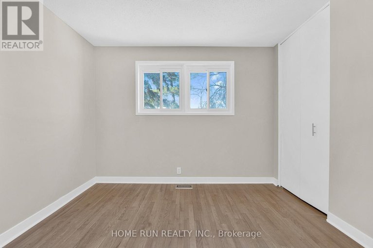 29593960/1259-meadowlands-drive-e/city-viewskylinefisher-heightsparkwood-hills/ottawa/ontario/K2E6K4_33