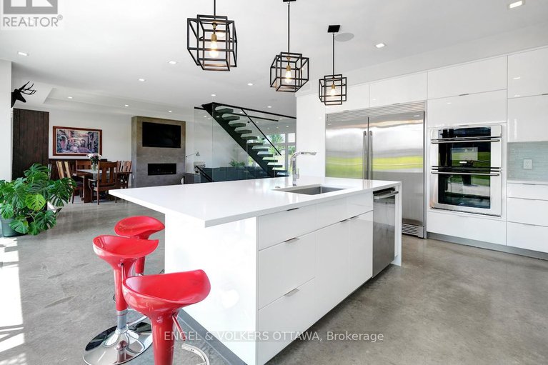 28726162/46-forest-hill-road/long-sault/south-stormont/ontario/K0C1P0_18