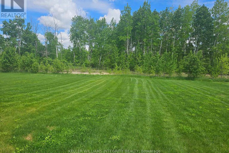 28364389/114-maplestone-drive/north-grenville-twp-kemptville-east/north-grenville/ontario/K0G1J0_33