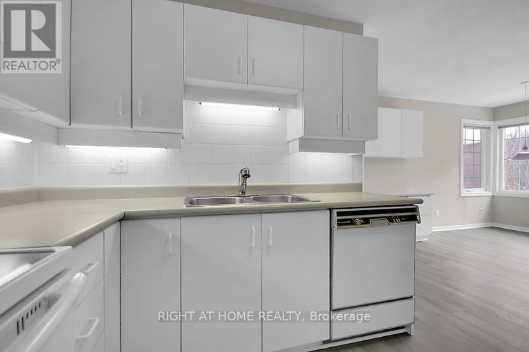 29256268/17-38-kettering/hunt-clubwestern-community/ottawa/ontario/K1V0X8_16