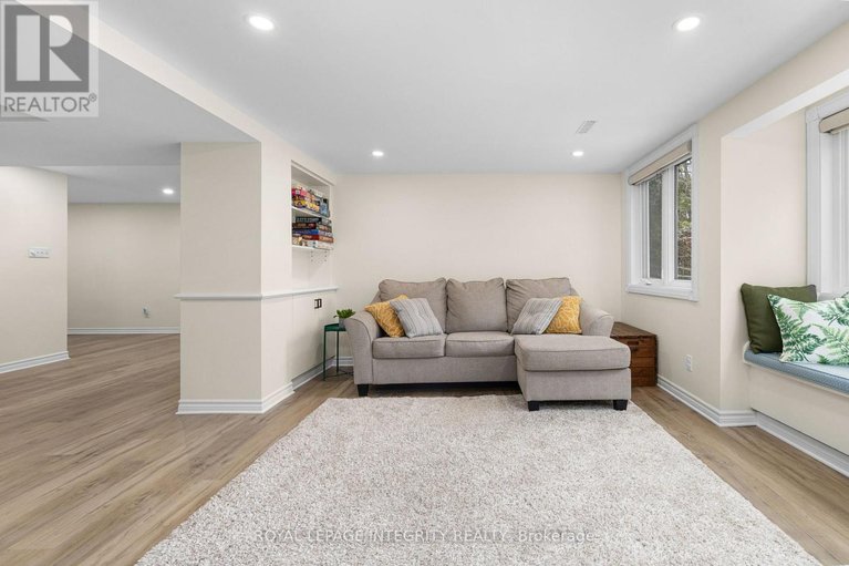 29474748/4-hackett-street/hunt-club-woods/ottawa/ontario/K1V0P8_39