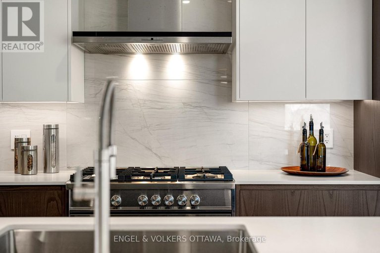 29226736/127-peridot-private/experimental-farm/ottawa/ontario/K2C3M3_9