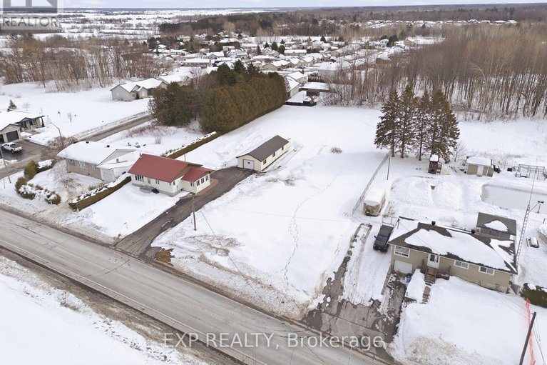 29393358/1776-labonte-street/clarencerockland-twp/clarence-rockland/ontario/K0A1N0_39