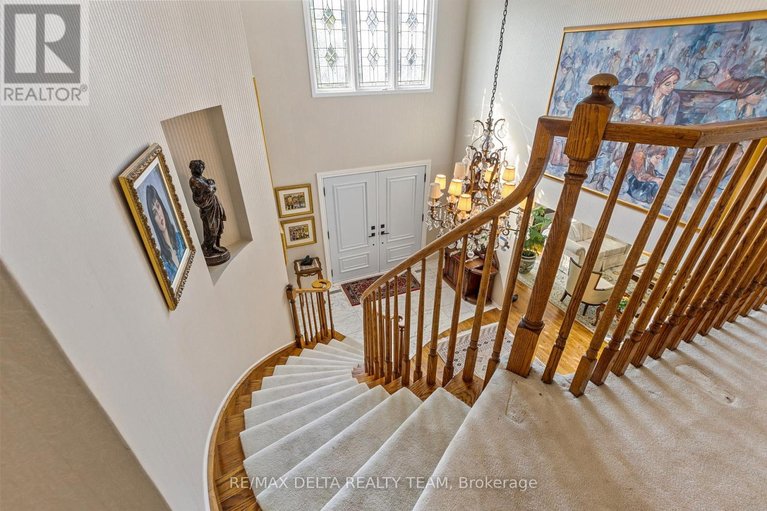 29580108/11-garand-place/urbandale-acres/ottawa/ontario/K1H8M1_17