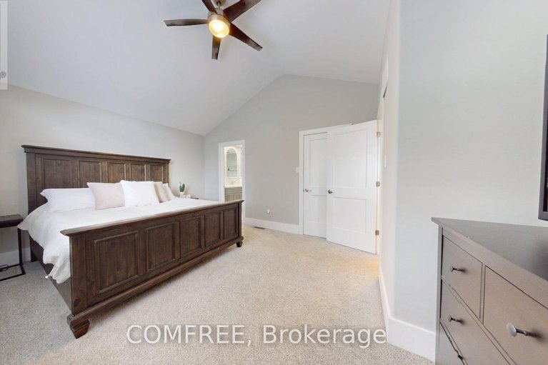 28737976/70-sirocco-crescent/stittsville-north/ottawa/ontario/K2S2C8_17