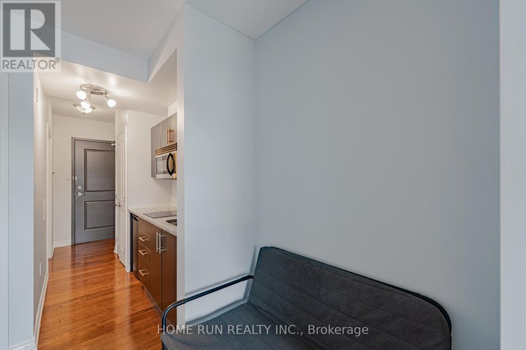 28801243/210-429-kent-street/ottawa-centre/ottawa/ontario/K2P1B5_22