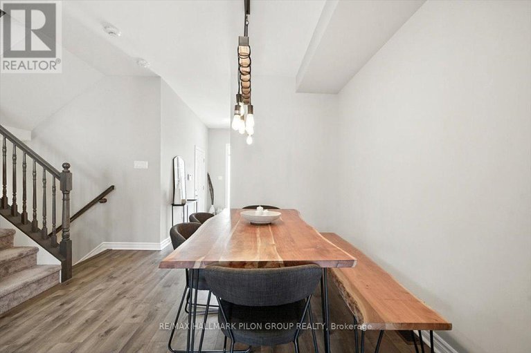 28840776/381-gerry-lalonde-drive/avalon-west/ottawa/ontario/K4A0X2_10