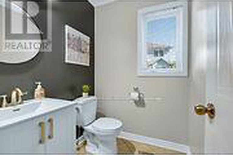 28946119/108-landover-crescent/emerald-meadowstrailwest/ottawa/ontario/K2M2W4_28