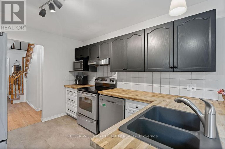28368286/10-baton-court/katimavik/ottawa/ontario/K2L4C8_3